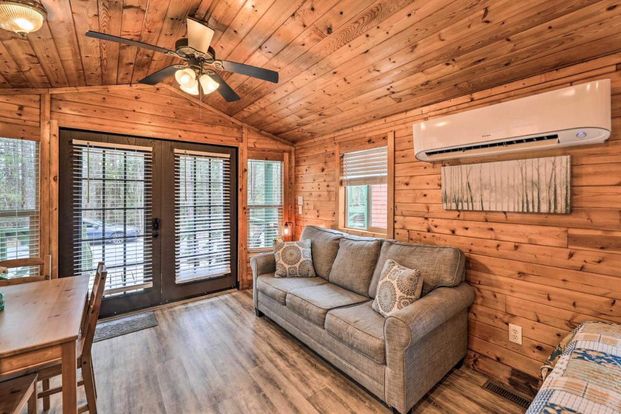 Beautiful New Bern Studio Cabin With Fire Pit! Buitenkant foto
