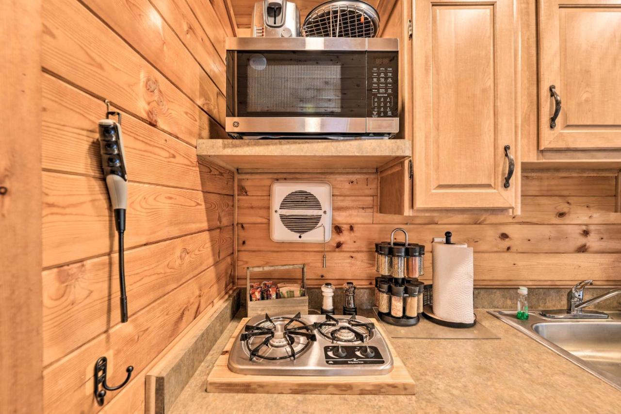 Beautiful New Bern Studio Cabin With Fire Pit! Buitenkant foto