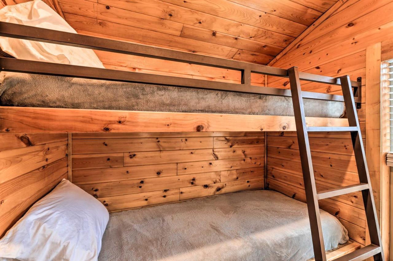 Beautiful New Bern Studio Cabin With Fire Pit! Buitenkant foto