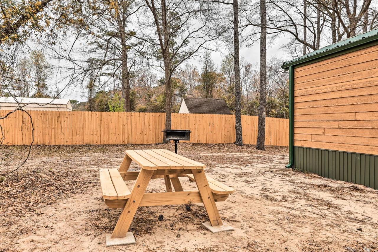 Beautiful New Bern Studio Cabin With Fire Pit! Buitenkant foto